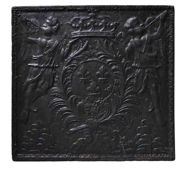 Каминная плита 18го века с символами Франции.-0