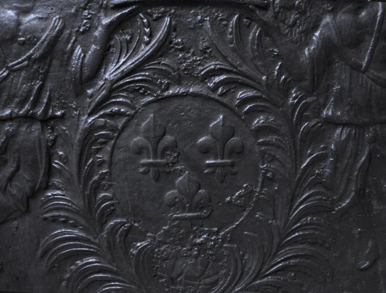 Каминная плита 18го века с символами Франции.-1