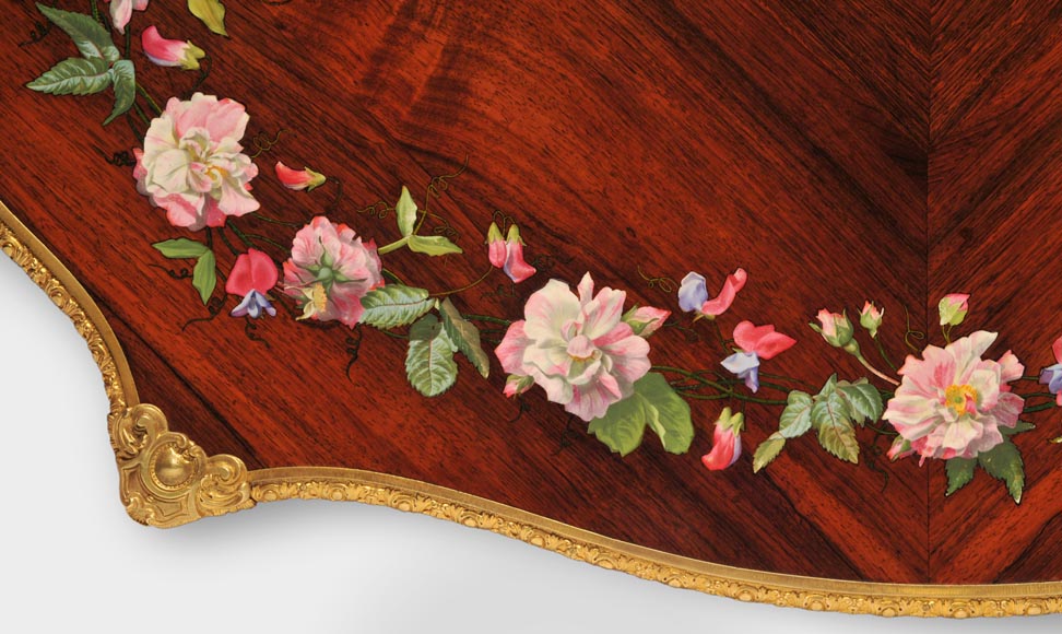 ЖЮЛЬЕН-НИКОЛЯ РИВАР (1802-1867) - Стол из розового дерева в стиле Людовика  XV,  украшенный маркетри из фарфора-4