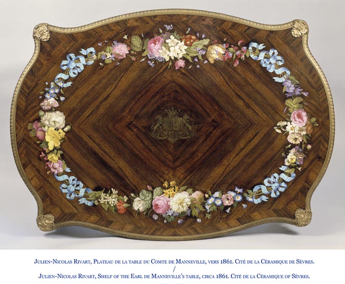 ЖЮЛЬЕН-НИКОЛЯ РИВАР (1802-1867) - Стол из розового дерева в стиле Людовика  XV,  украшенный маркетри из фарфора-7