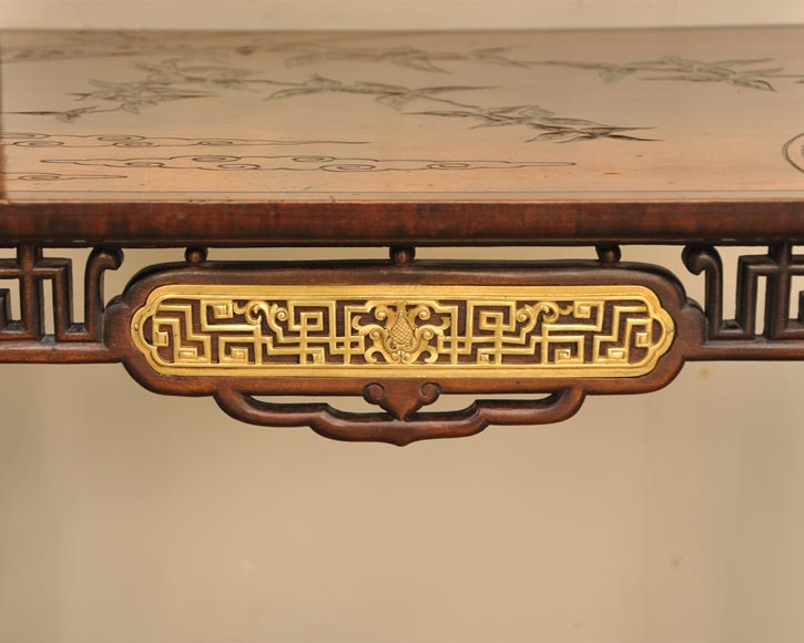 Габриель ВИАРДО  (приписано работе) -  Японский столик с орнаментами из позолоченной бронзы-5