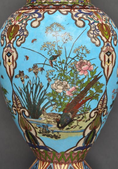 Фердинанд Барбединни (1810 – 1892) (относится к работе) Пара ламп, украшенных китайской перегородчатой эмалью-4
