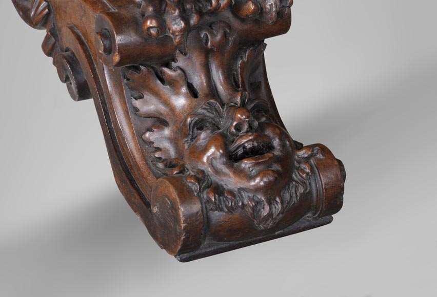Красивый стол в стиле Нео-Ренессанс, изготовленный из скульптурного орехового дерева, украшенный львами и мифическими животными.-7