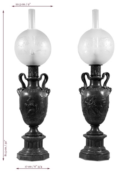 Фердинанд БАРБЕДИННИ – Пара ламп в Нео-Классическом стиле по модели Клодиона, изготовленных из бронзы с коричневой патиной.-11
