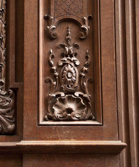 Великолепный дубовый камин, выполненный по модели камина из Салона Геркулеса, расположенного в Версальском Дворце.-14