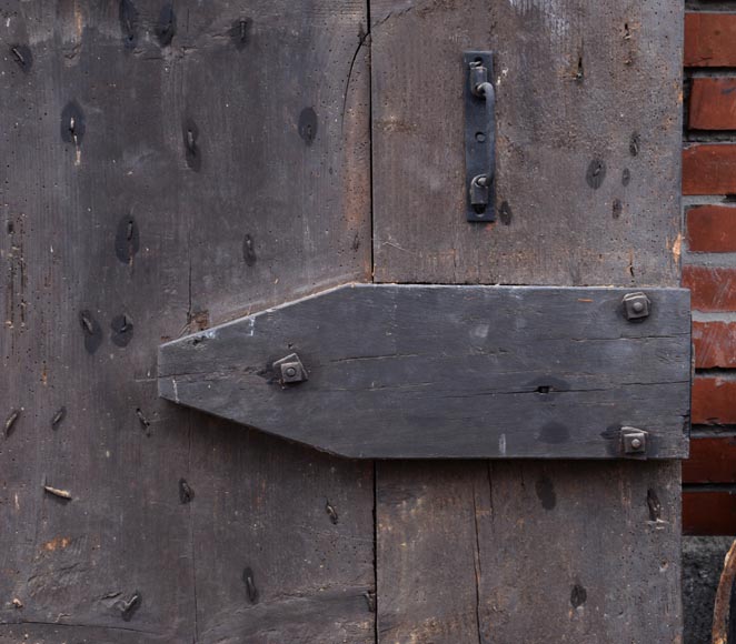 Редкая старинная дубовая дверь из планок, обшитых гвоздями, 18 век.-8