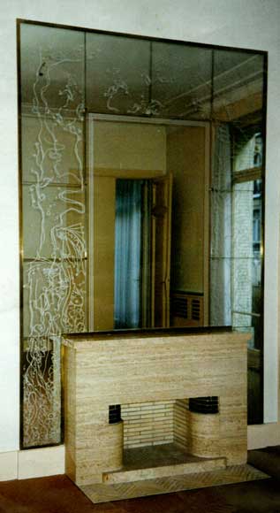 Камин из травертина с зеркальной стеной 1940гг.-0